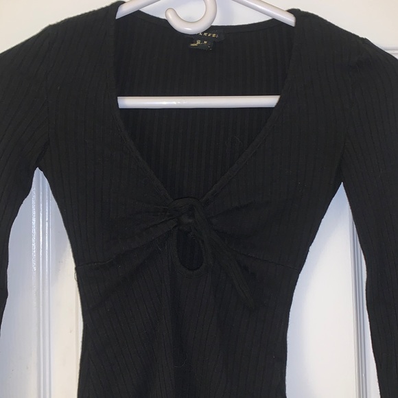 Tie front bodysuit - Picture 2 of 2